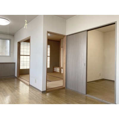 和室と納戸の前です！