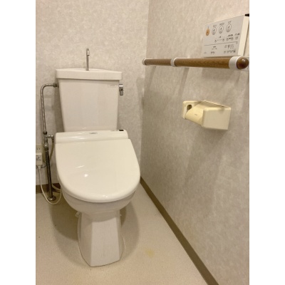 温水洗浄暖房便座付きトイレです！