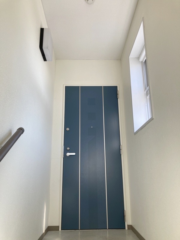 外玄関！外灯付きです！