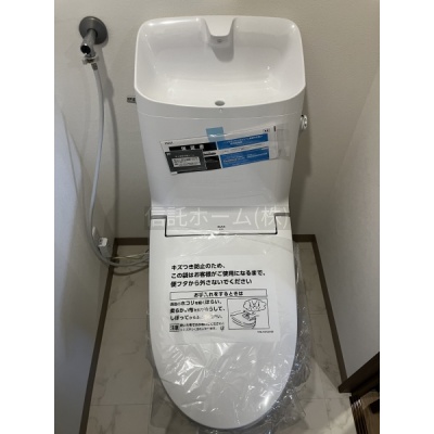 トイレ：手洗い一体型で衛生的に使えるトイレです！
