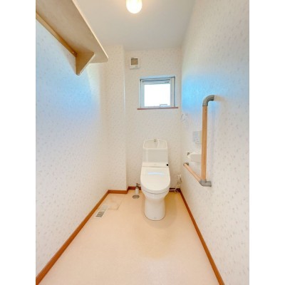 【トイレ】1階トイレです。