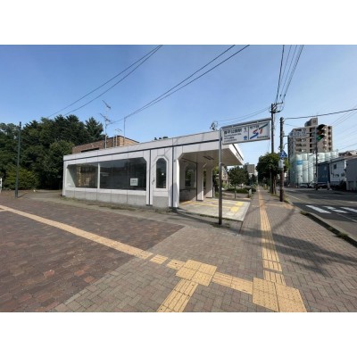 地下鉄東豊線「豊平公園」まで徒歩約7分です。学園前駅とダブ…