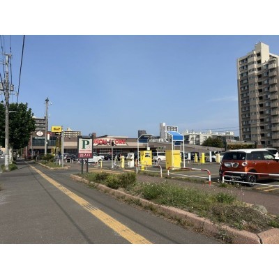 東光ストア豊平店まで徒歩約1分です。