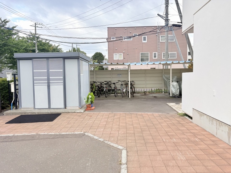 駐輪場