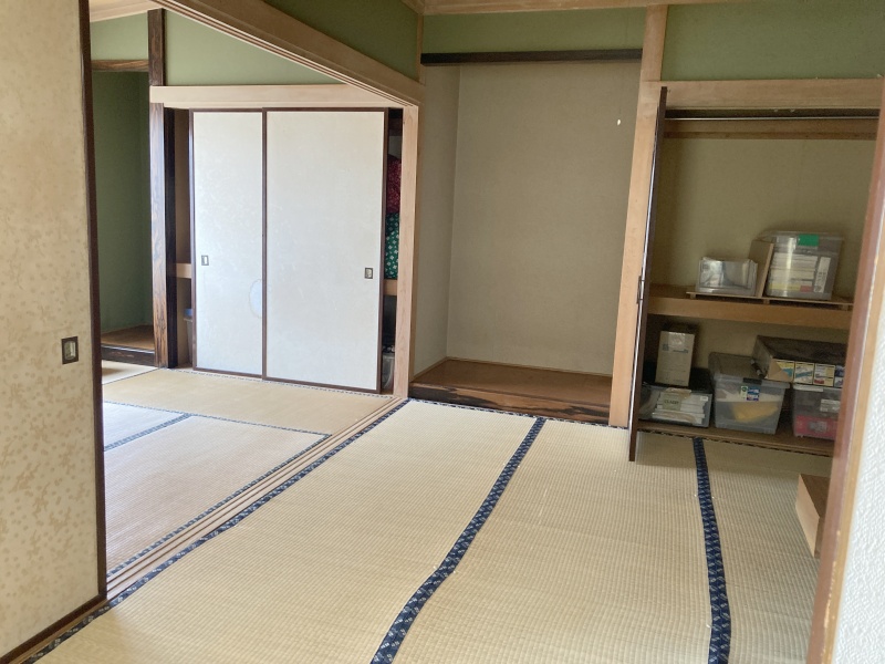 1階手前側6帖和室！