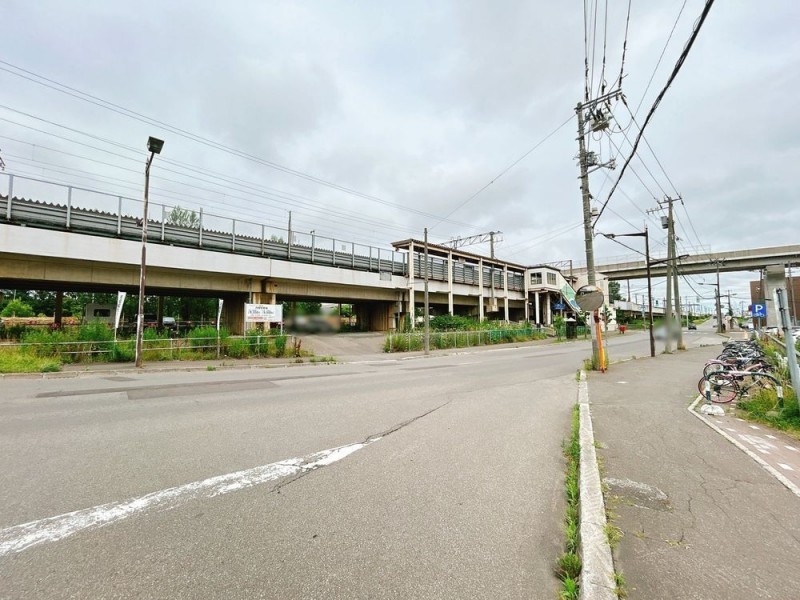 JR稲積公園まで450m徒歩6分。