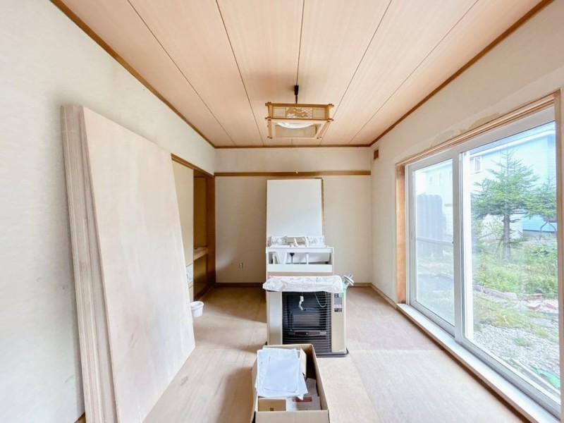 【リフォーム中＿１階南側和室約6.0帖】クロス張替、畳表替え…