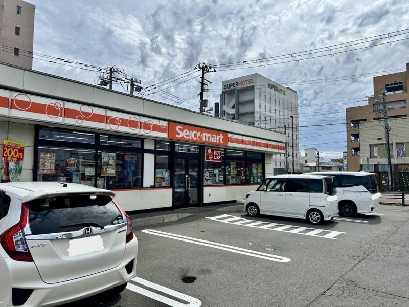 セイコーマート 函館松風店様まで徒歩約6分（約400m）