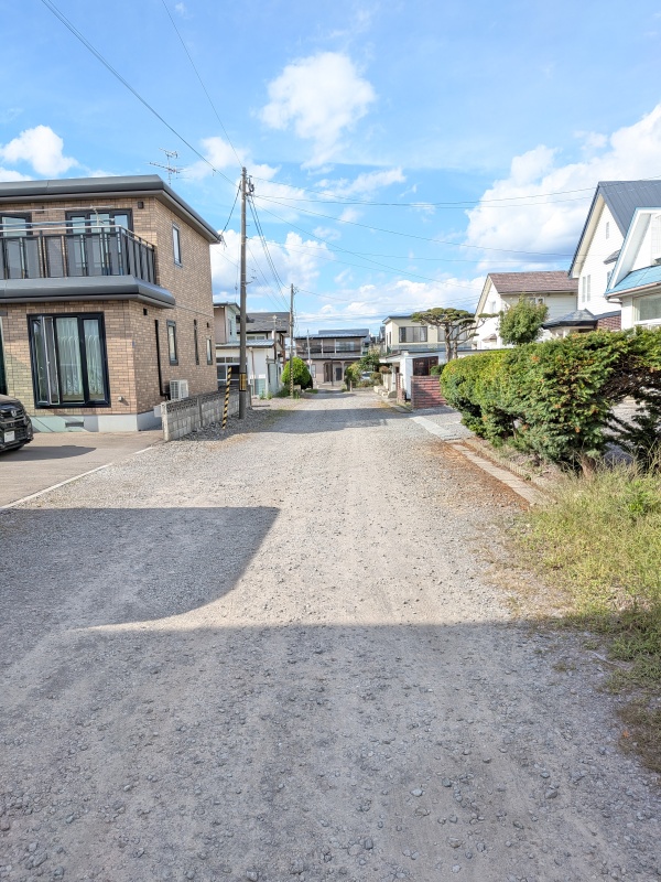 幅員6.6m　未舗装道路