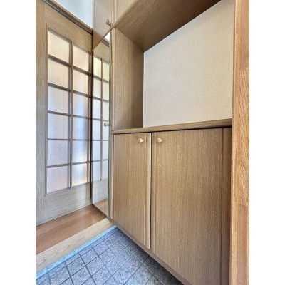【リフォーム中　シューズボックス】