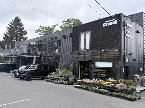 Flower Space Gravel本店　徒歩7分(550