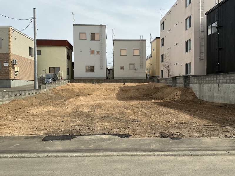 平岸6条12丁目土地