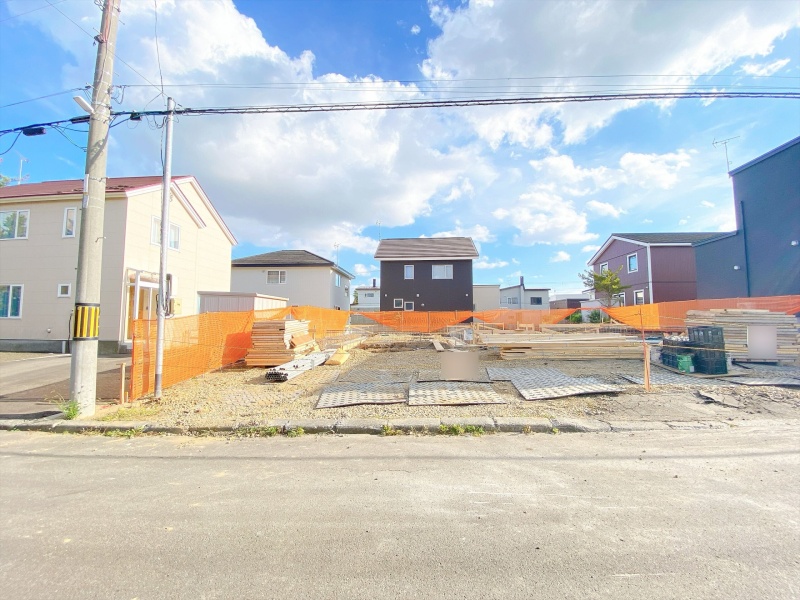 北広島市青葉町4丁目　新築戸建2号棟