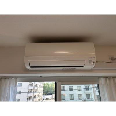 エアコン設置済みで初期費用を削減。1年を通して室温を快適に保ち、入居後すぐに快適な生活を始められます。