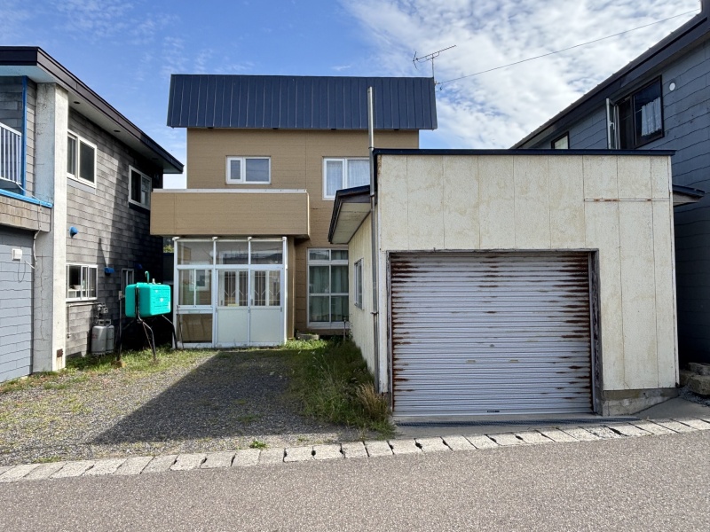 久遠郡せたな町瀬棚区本町71番地
