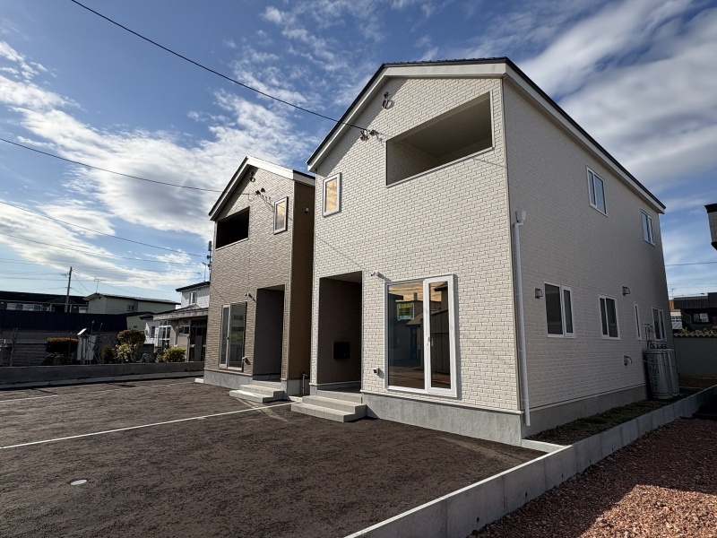 外観（右側が本物件1号棟）