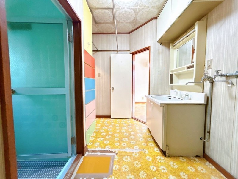 脱衣場