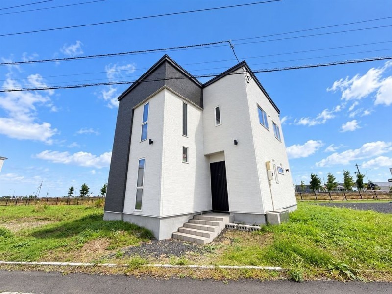 空知郡南幌町東町2丁目戸建て