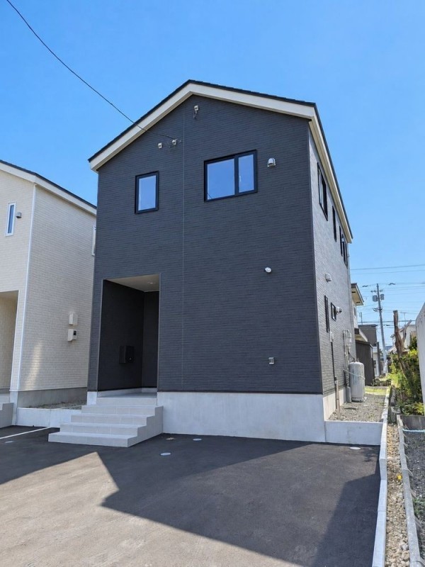 恵庭市柏陽町1丁目新築