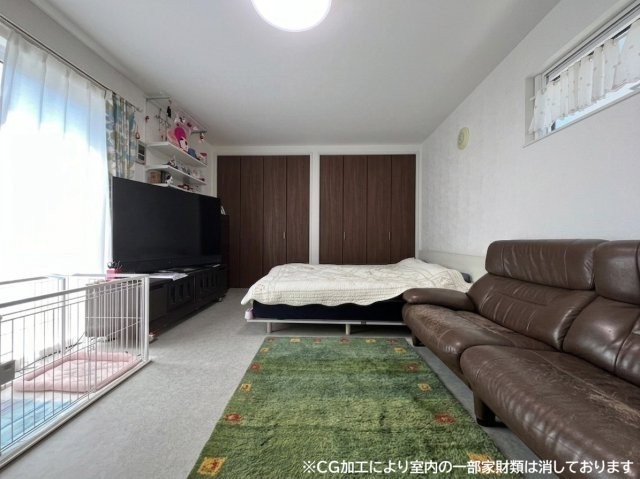 １階 １２．５帖 洋室（エアコン設置）