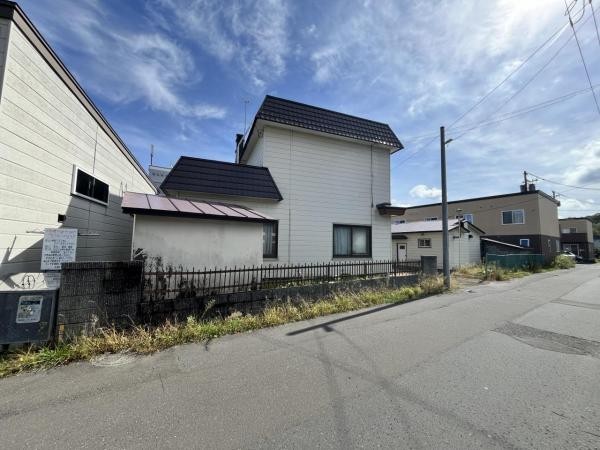 前面道路2：建物は売主様ご負担で解体♪