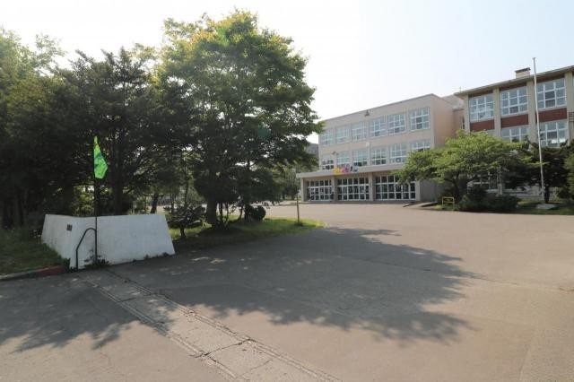 千歳市立千歳中学校
