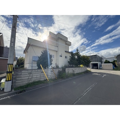 現地 別角度からの外観（更地渡し）