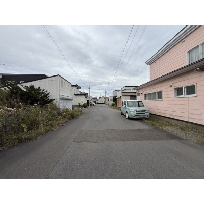 前面道路は9.0m！
