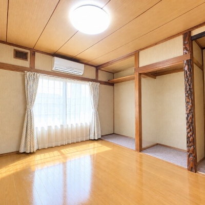 【和室】和室の装飾柱で和の趣を残した一室◎