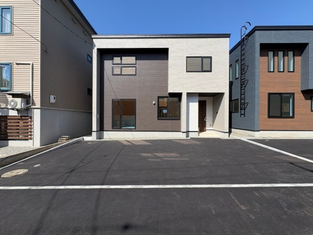 ブルーミングガーデン 江別市文京台東町2棟 1号棟