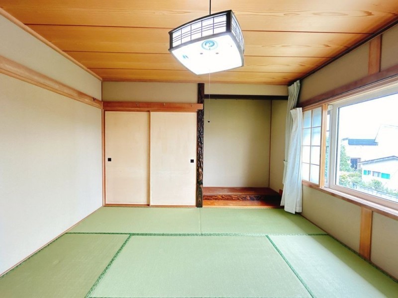【リフォーム前】2階和室を洋室に変更します。