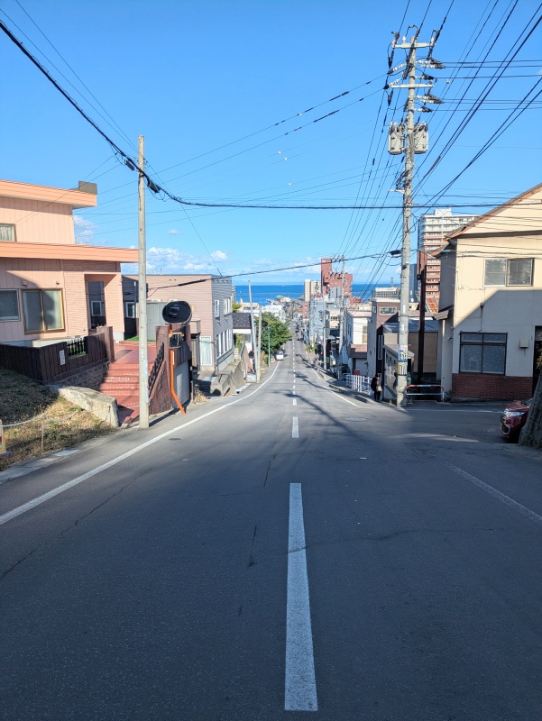 前面道路・船見坂