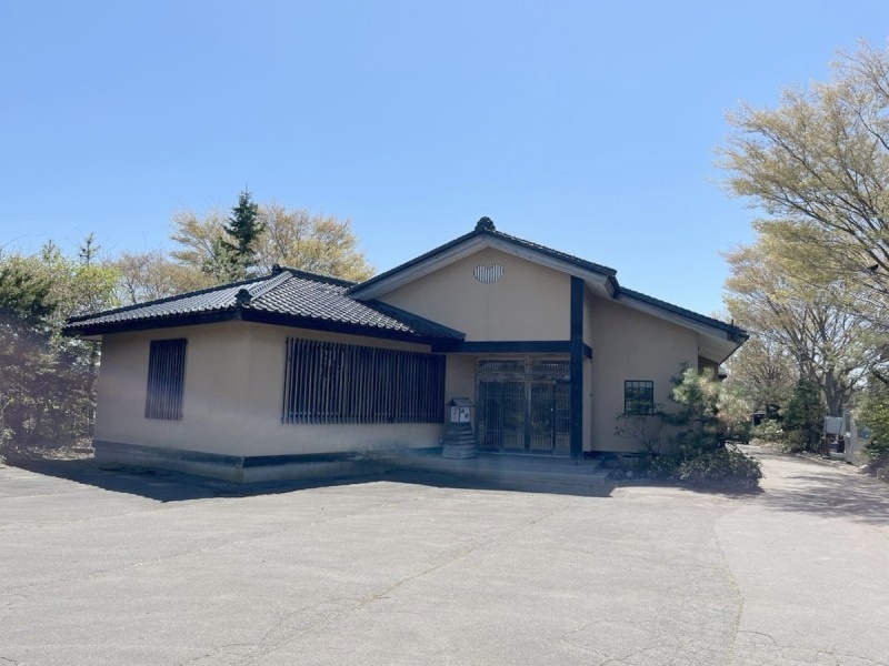 高松町の店舗併用住宅