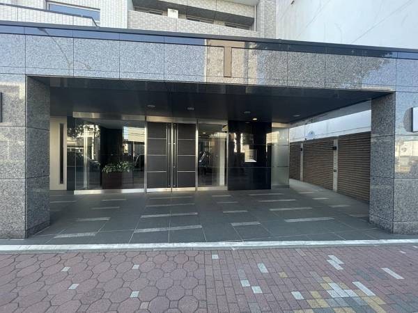 玄関アプローチ