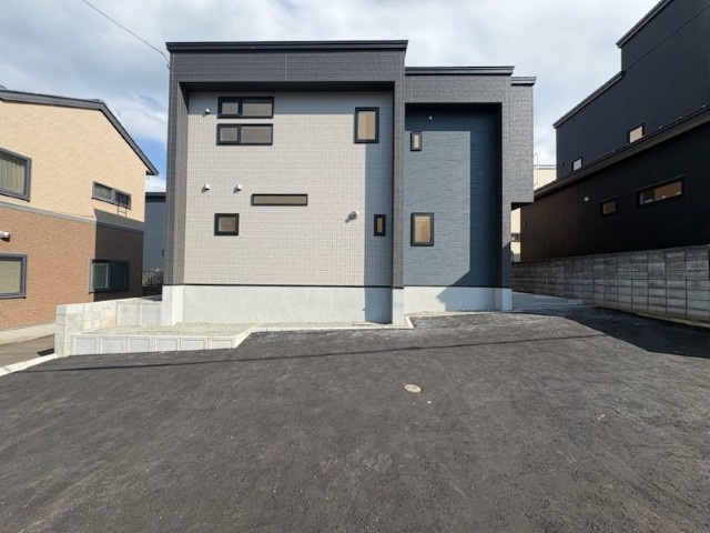 ブルーミングガーデン 札幌市手稲区手稲本町5条1丁目1棟