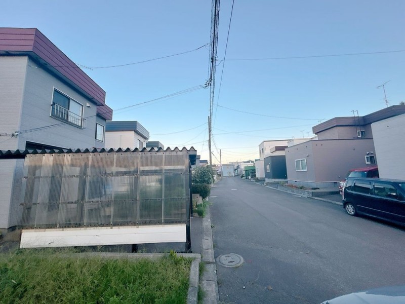 【リフォーム中】前面道路です。