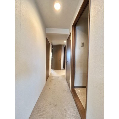 【リフォーム中　廊下】