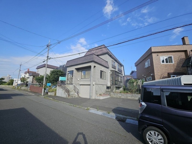 前面道路幅員8m