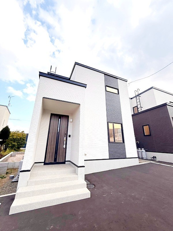 新築戸建　GRAFARE　西野13期1号棟