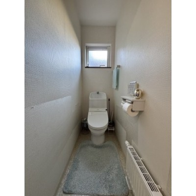 セントラル暖房でトイレも暖房付き