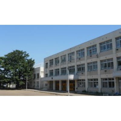 桔梗小学校　約512ｍ　徒歩7分
