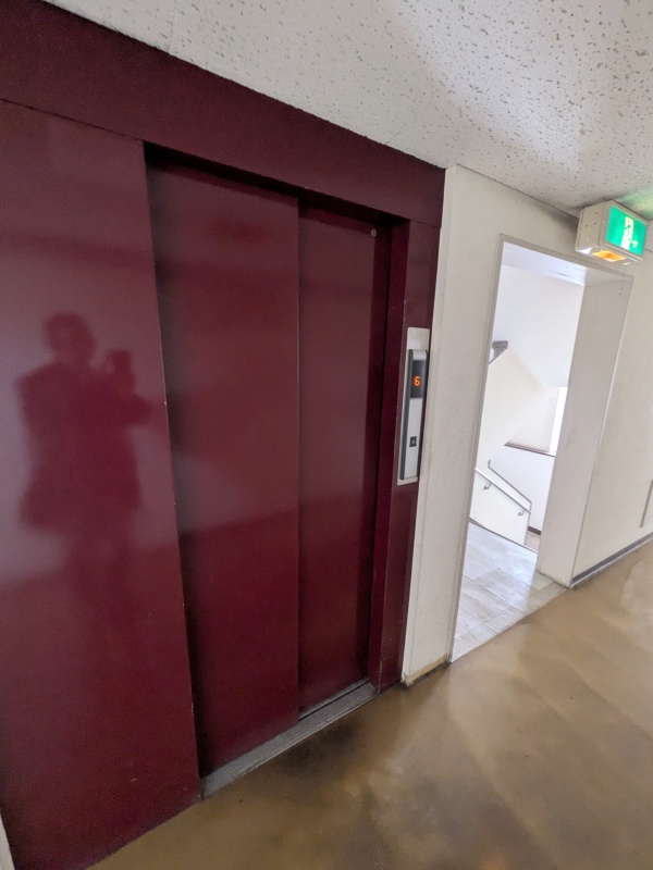 エレベーター