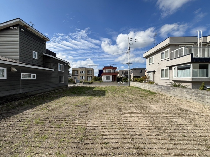 現地写真（更地・建築前）