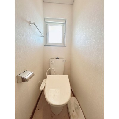【リフォーム前写真】1階トイレの写真です。