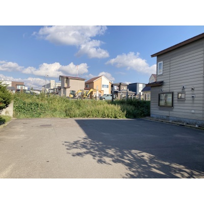 前面道路！回転路となっておりますので広いです！