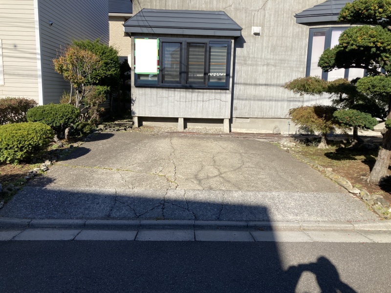 駐車スペース！駐車可能車種は現地でご確認ください！