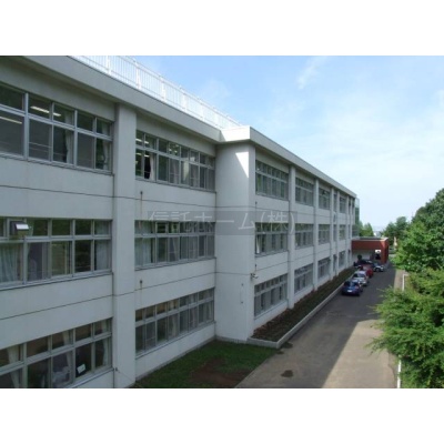中学校：札幌市立宮の森中学校：370m