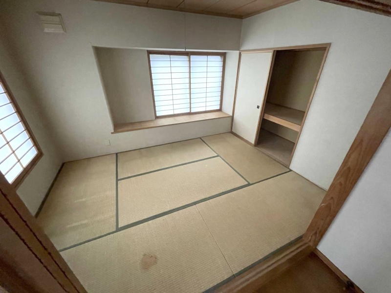 千歳市北光6丁目 4SLDK中古戸建 1階和室