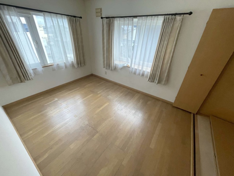 千歳市北光6丁目 4SLDK中古戸建 2階6.25帖洋室