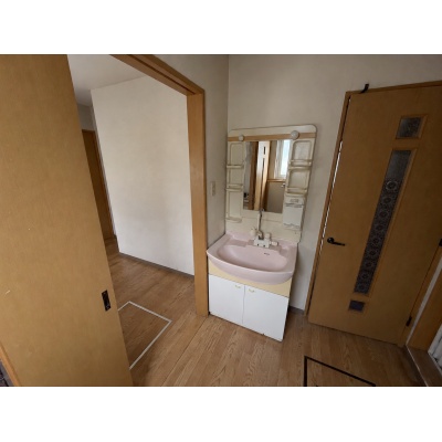 千歳市北光6丁目 4SLDK中古戸建 洗面